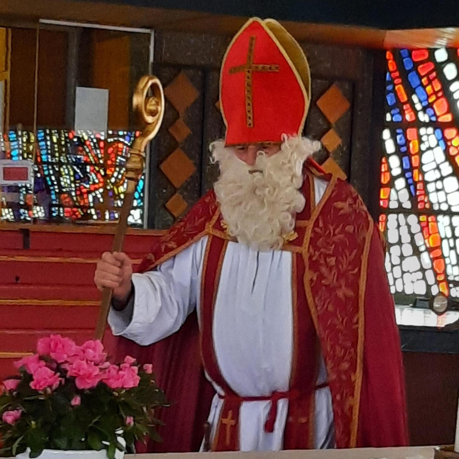 Nikolaus J