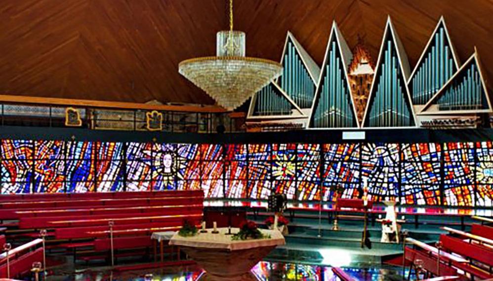 Slider - Kirche von innen - Homepage Pfarrei Buchbach